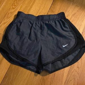 Great condition nike athletic shorts